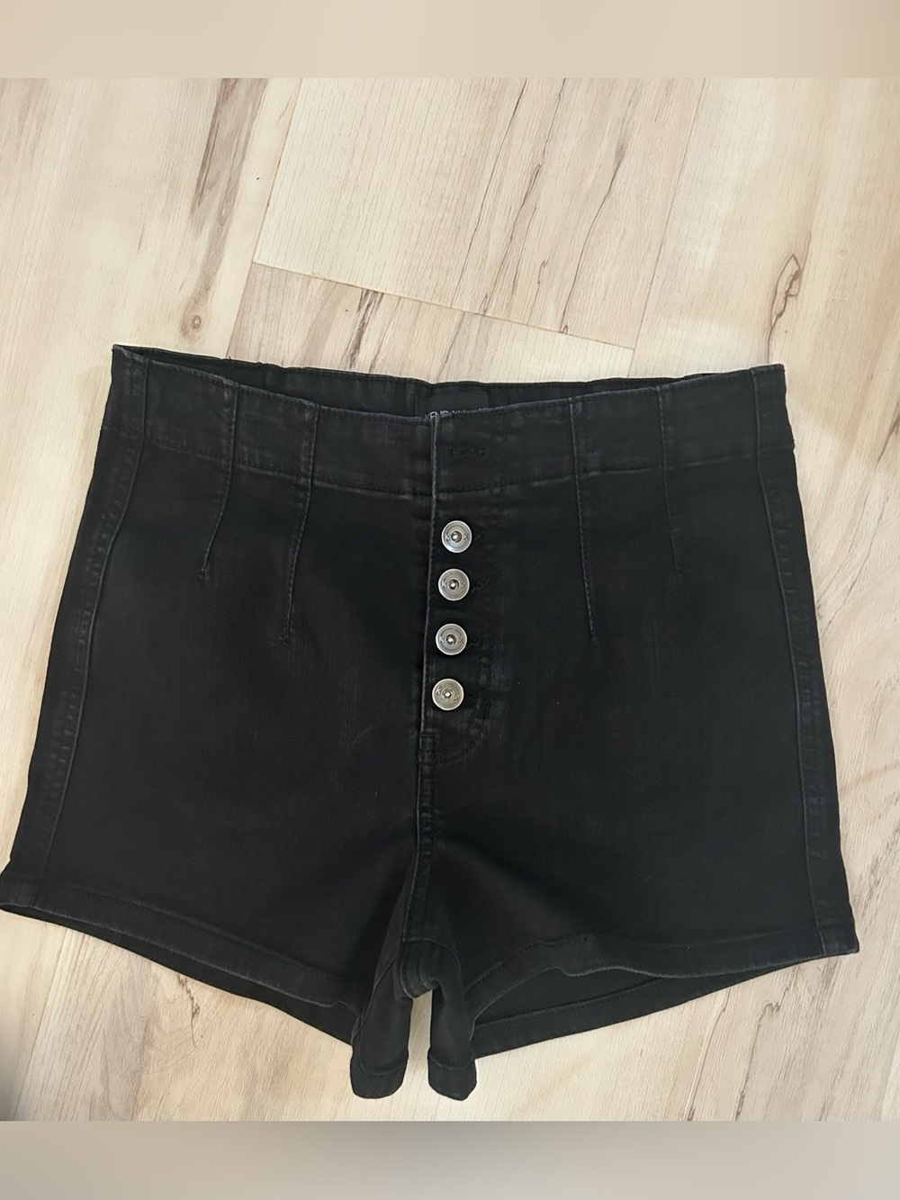 Kendall + Kylie Icon Shorts Black High Rise Women’s 11/30 Button Fly Denim - Picture 2 of 12